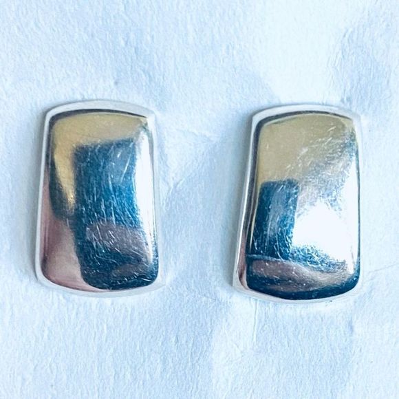AK# Sterling 925 Stud Earrings - Picture 1 of 6